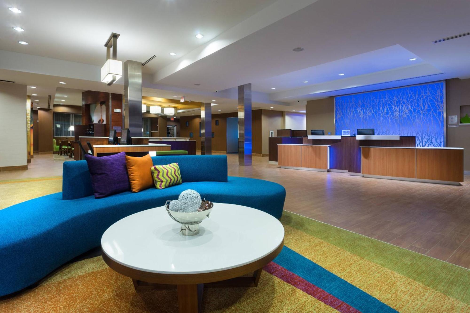 Fairfield & By Marriott Stockton 3*