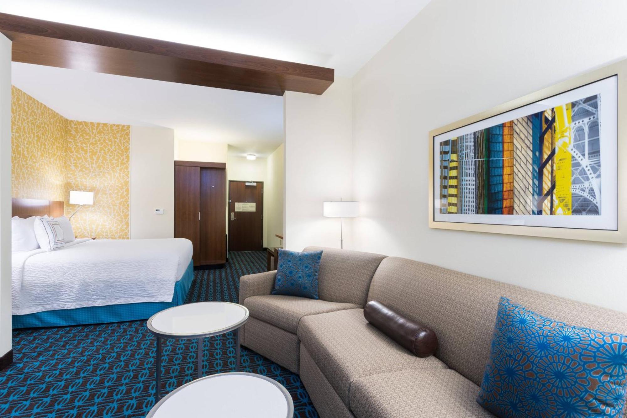 Fairfield & By Marriott Stockton 3*