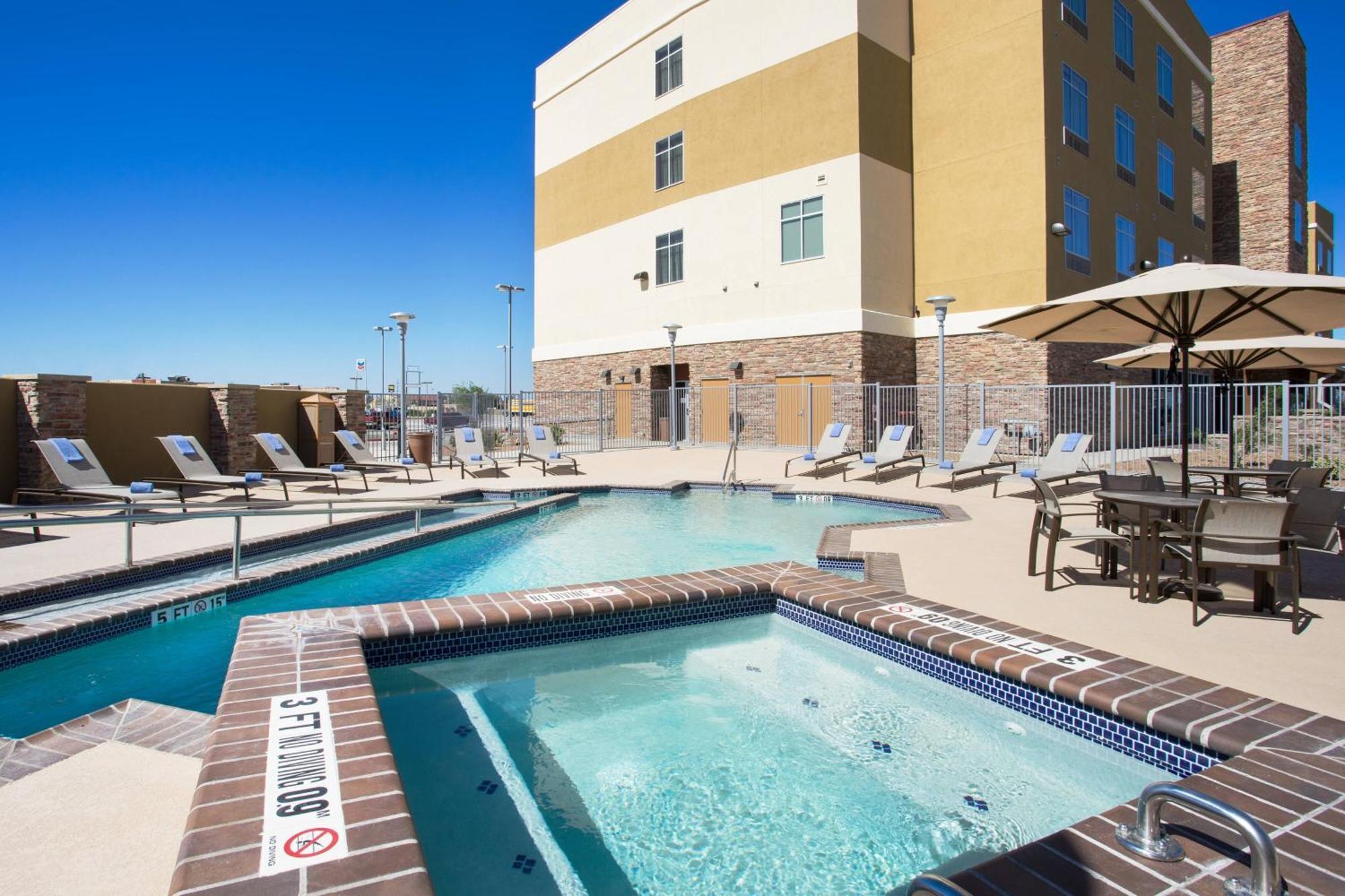 Fairfield & By Marriott Stockton 3*